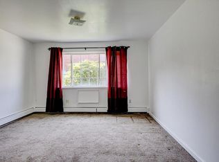 964 Hemlock St #1, Brooklyn, NY 11208