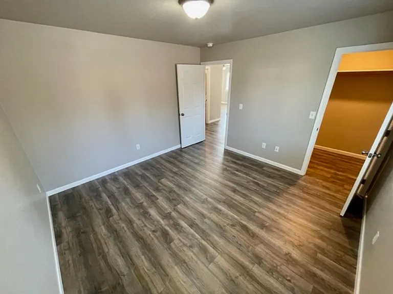 4944 Homedale Rd #A — Photo 15