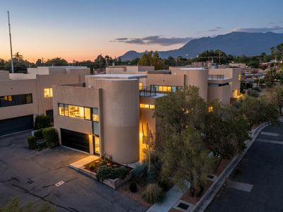 9323 Hilton Ave NE, Albuquerque, NM, 87111