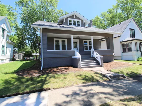 556 S Evergreen Ave, Kankakee, IL 60901