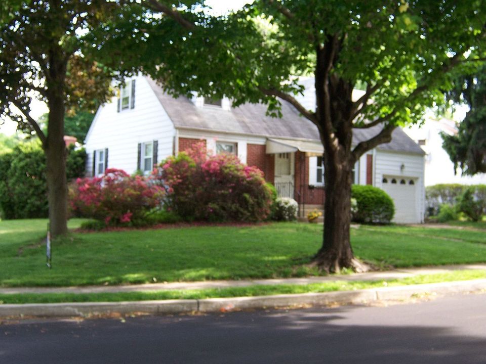 1st image of 20 Bradway Ave