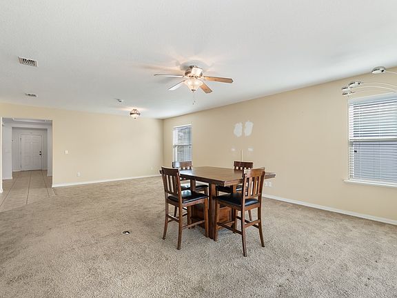 5th image of 940 NW 250th Dr