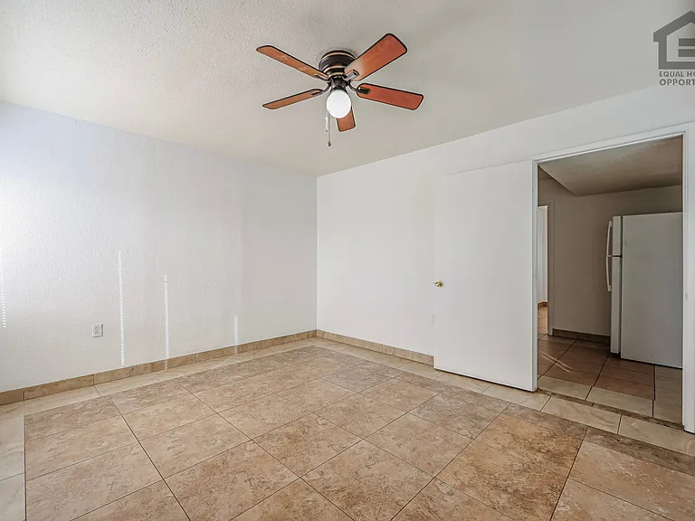 3601 W Melvin St — Photo 57