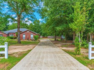 1190 Blackberry Cir, Baker, FL 32531