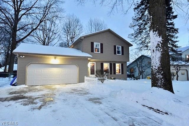 1st image of 3611 Darbyshire Dr