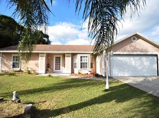 2946 Chilton St, Deltona, FL 32738