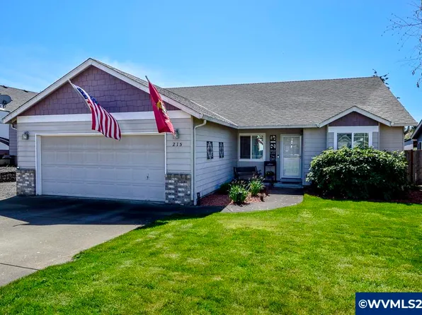215 NW Howard Ln, Dallas, OR 97338