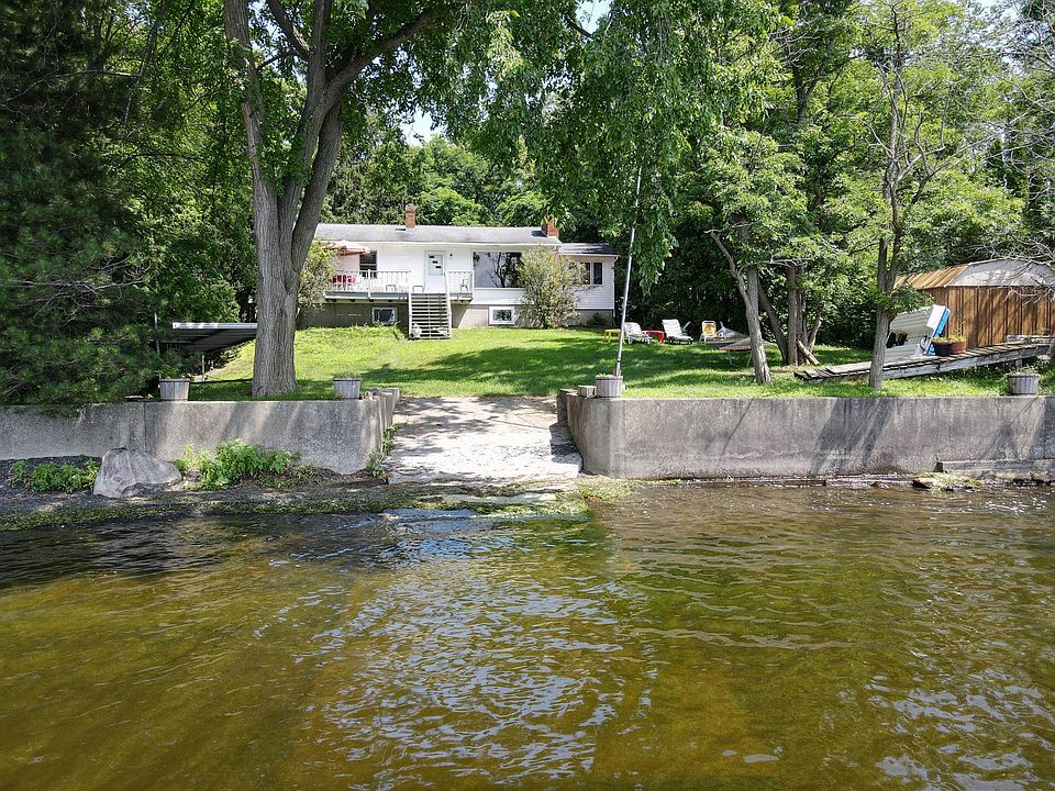 556 Lakewood Drive, Swanton, VT 05488 Zillow