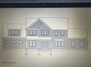 9 Robinson Rd, Pepperell, MA 01463