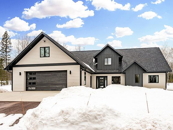 2nd image of 1491 Wildwood Rd