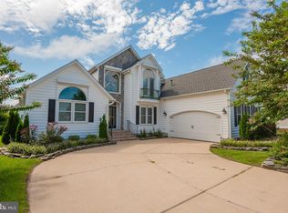4 Leigh Dr, Ocean Pines, MD 21811