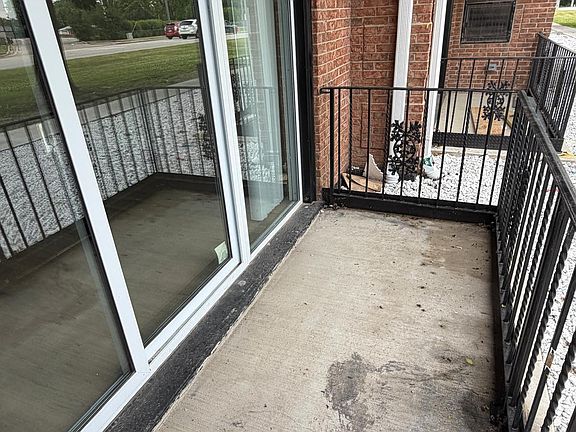 4th image of 10205 Dearlove Rd APT 101