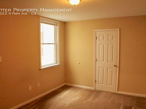 3rd image of 2322 N Park Ave #C3