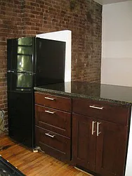 Rented by Tower Brokerage