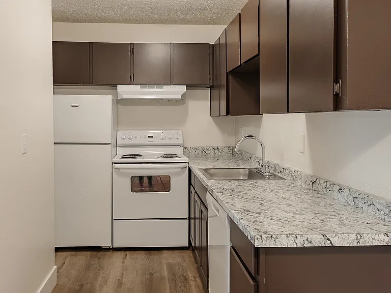 Madera Court Apartments - Troutdale Oregon - Two Bedroom Kitchen