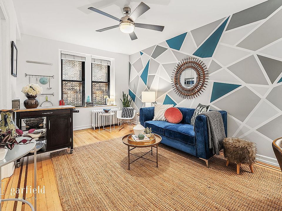 1st image of 300 8th Ave APT 3G