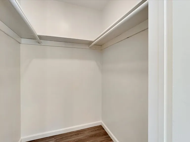 Brookside Apartments — Photo 44