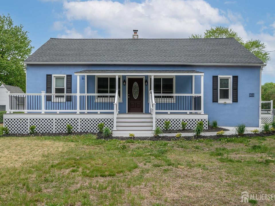 1st image of 1326 Herbert Blvd