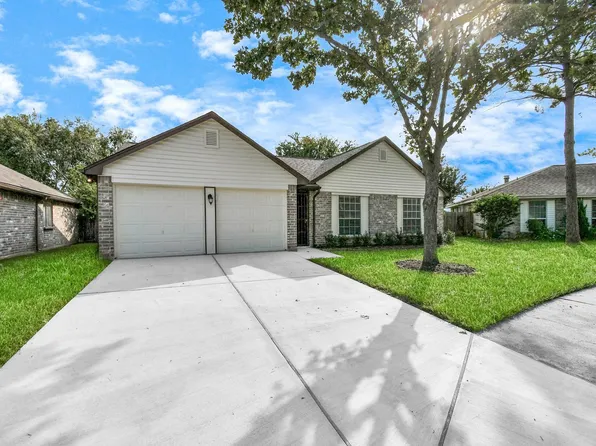 2210 S Ferrisburg Ct, Sugar Land, TX 77478