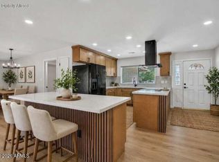 4915 W Shangri La Rd, Glendale, AZ 85304
