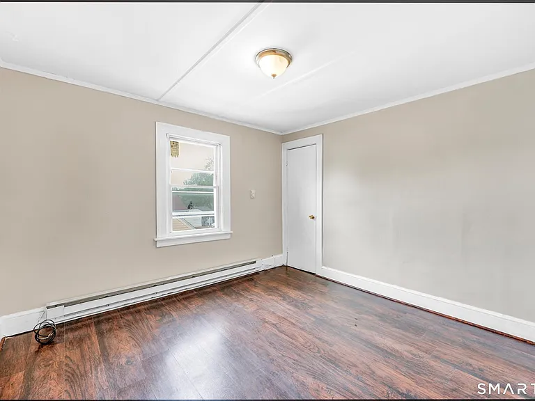 128-130 Sisson St #2 — Photo 18