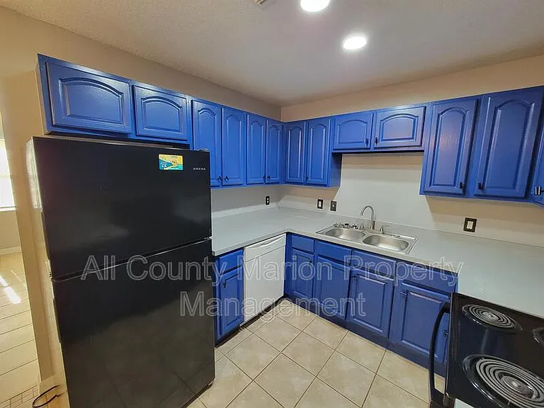 710 NE 26th St — Photo 5