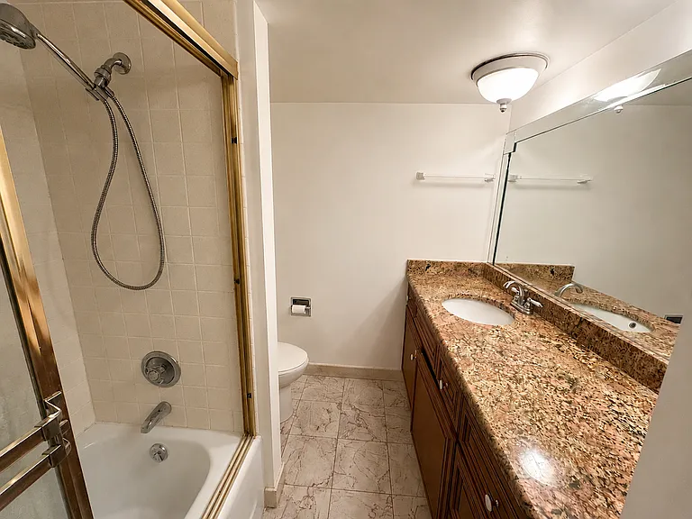 7400 Sun Island Dr #205 — Photo 12