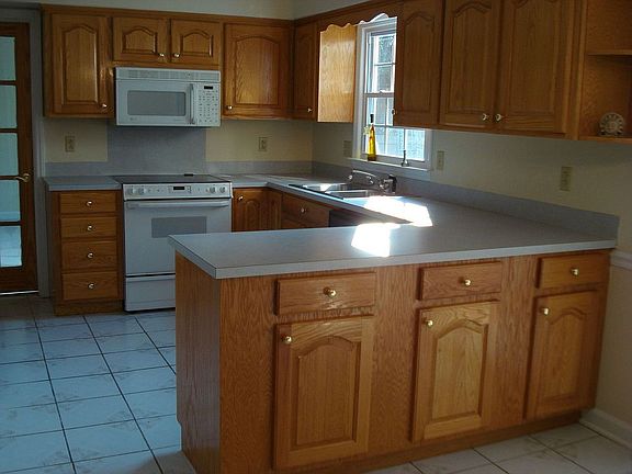 Solid wood kichen cabinets