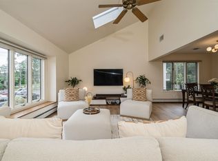 66 Florence Pl, Elmwood Park, NJ 07407