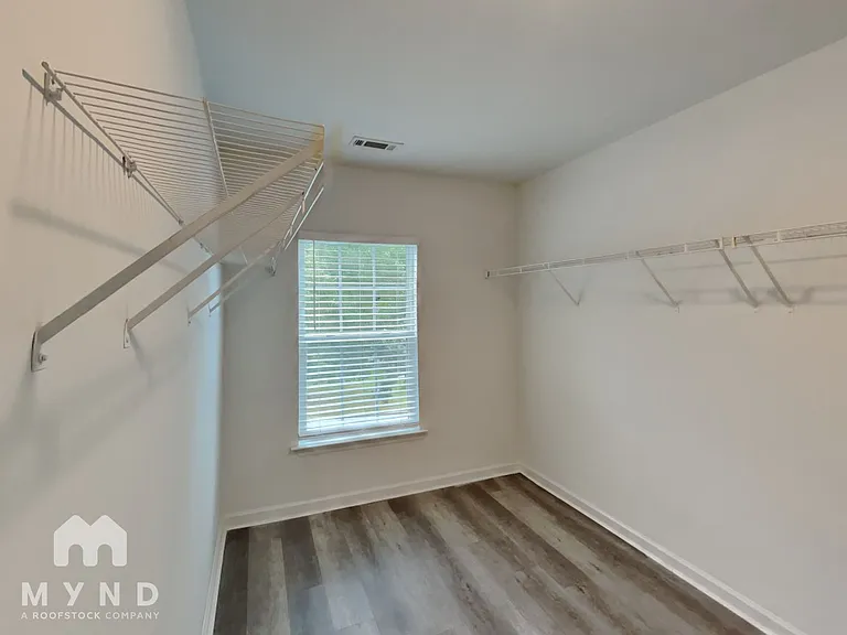 7490 Absinth Dr — Photo 24
