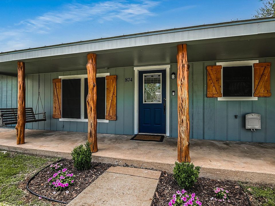 1st image of 874 Pine Lane