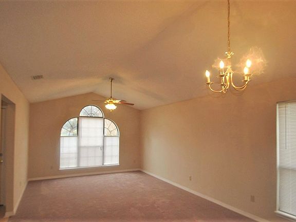 5th image of 2458 Ambrosia Dr