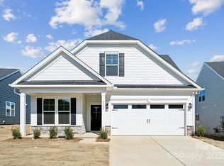 8348 Acadia Pkwy, Sherrills Ford, NC 28673