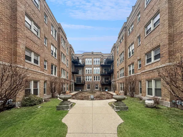 1635 W Pratt Blvd APT 3S, Chicago, IL 60626