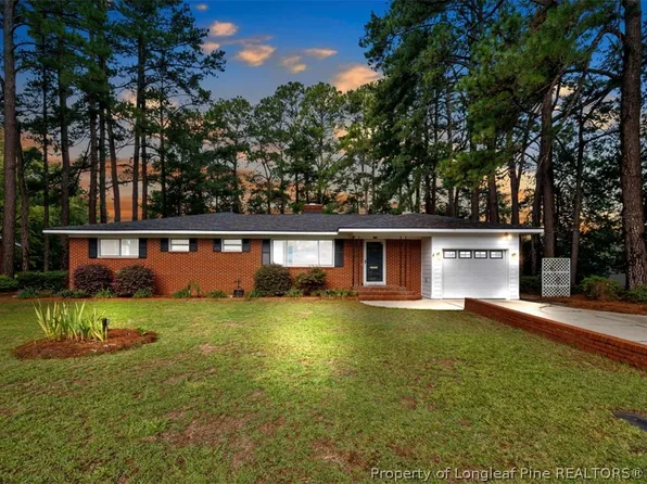 906 Emeline Ave, Fayetteville, NC 28303