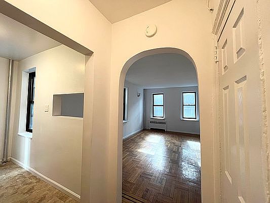 5th image of 157 Beach 117 St #2H