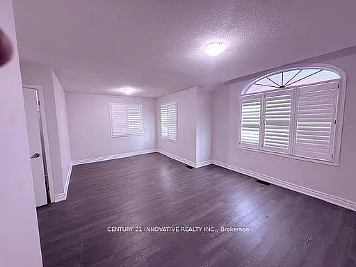 4 bed, $2,600 — Photo 4