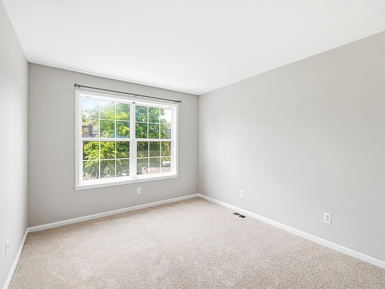 2794 Barclay Way — Photo 15