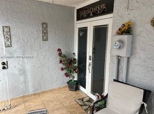 Mango Hill, Hialeah, FL 33012