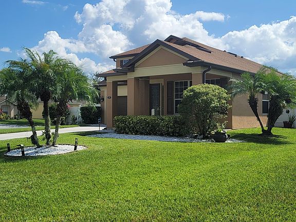 2nd image of 2345 Meadow Oak Cir
