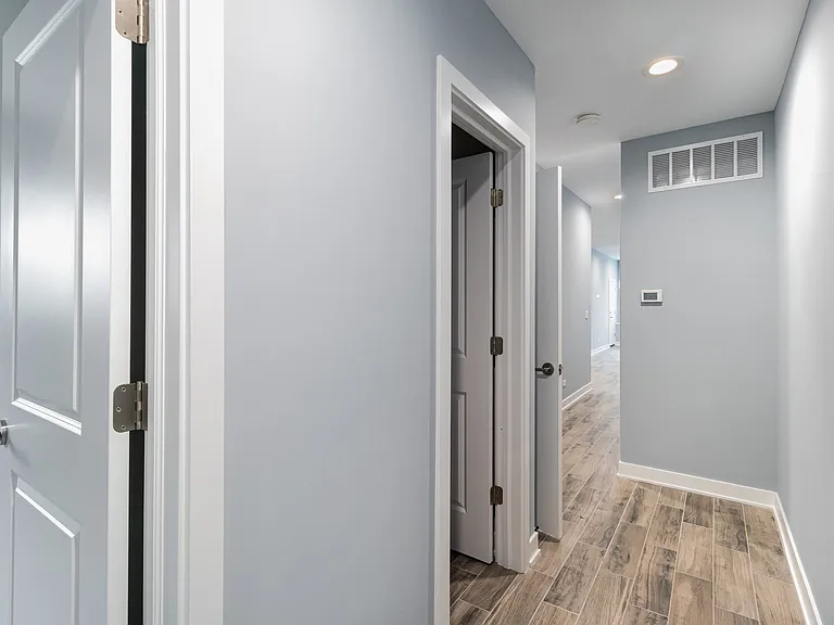 2708 W Jackson Blvd #G — Photo 6