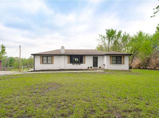 1204 E 223rd St, Cleveland, MO 64734