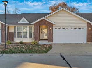 2008 Chapel Hill Xing, Saint Peters, MO 63376