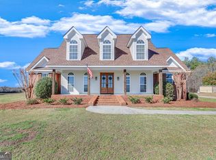 95 Yancey Rd, Arnoldsville, GA 30619