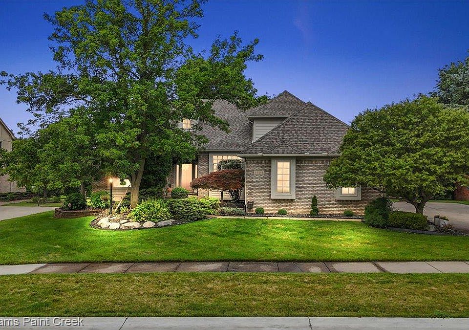 1st image of 55261 Kingsway Dr