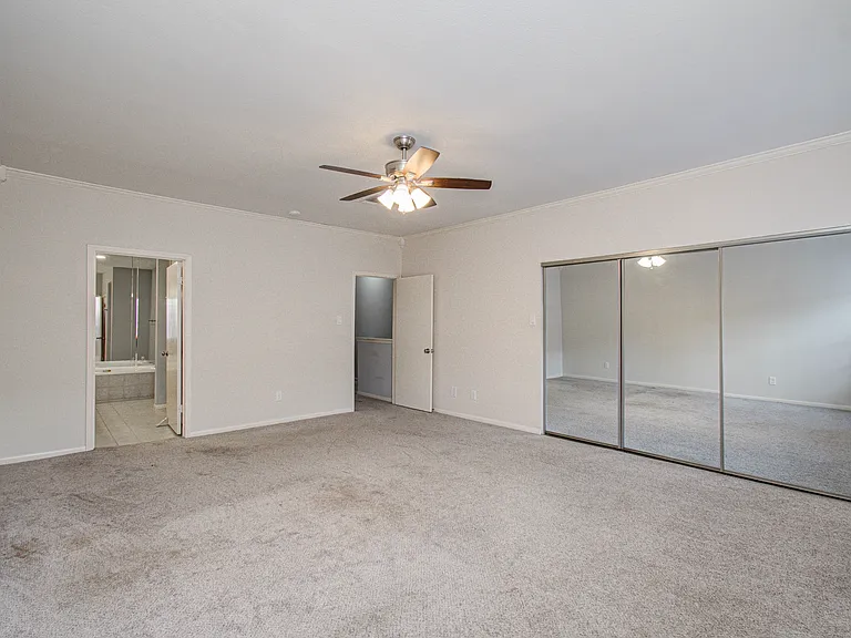 3088 Holly Hall St — Photo 16
