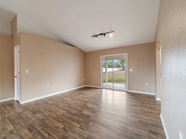 6930 Bahia Rd — Photo 11