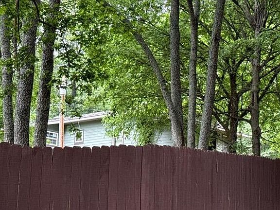 3rd image of 23587 E 792nd Rd