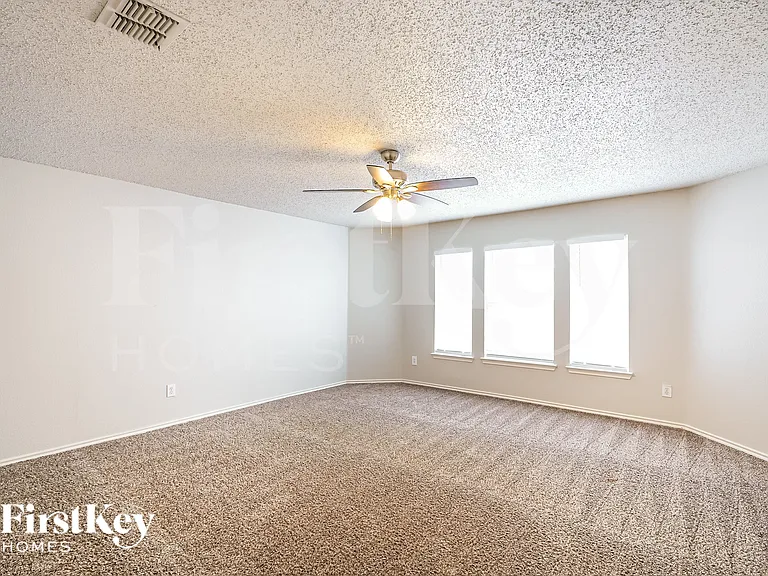 5293 Chessie Cir — Photo 15