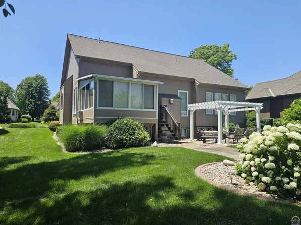 19909 W 99th St, Lenexa, KS 66220